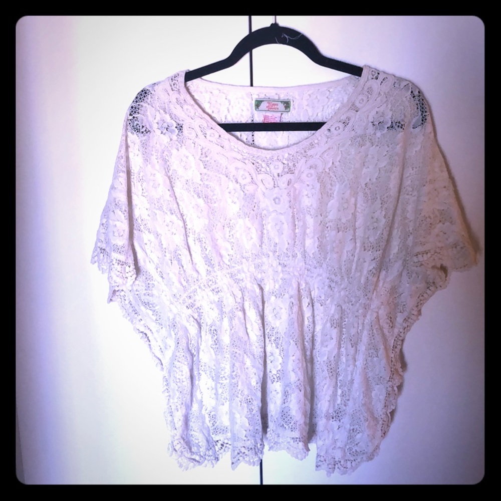 Lace cinched boho top